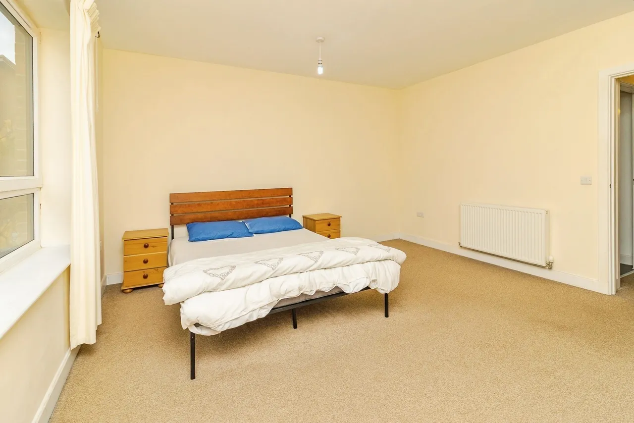Langham Way, Ashland, Milton Keynes, Buckinghamshire, MK6, photo 11