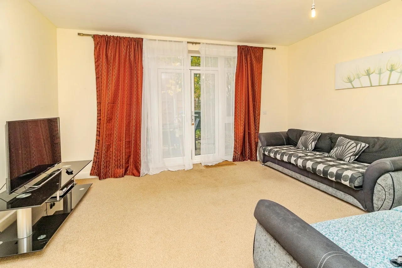 Langham Way, Ashland, Milton Keynes, Buckinghamshire, MK6, photo 4