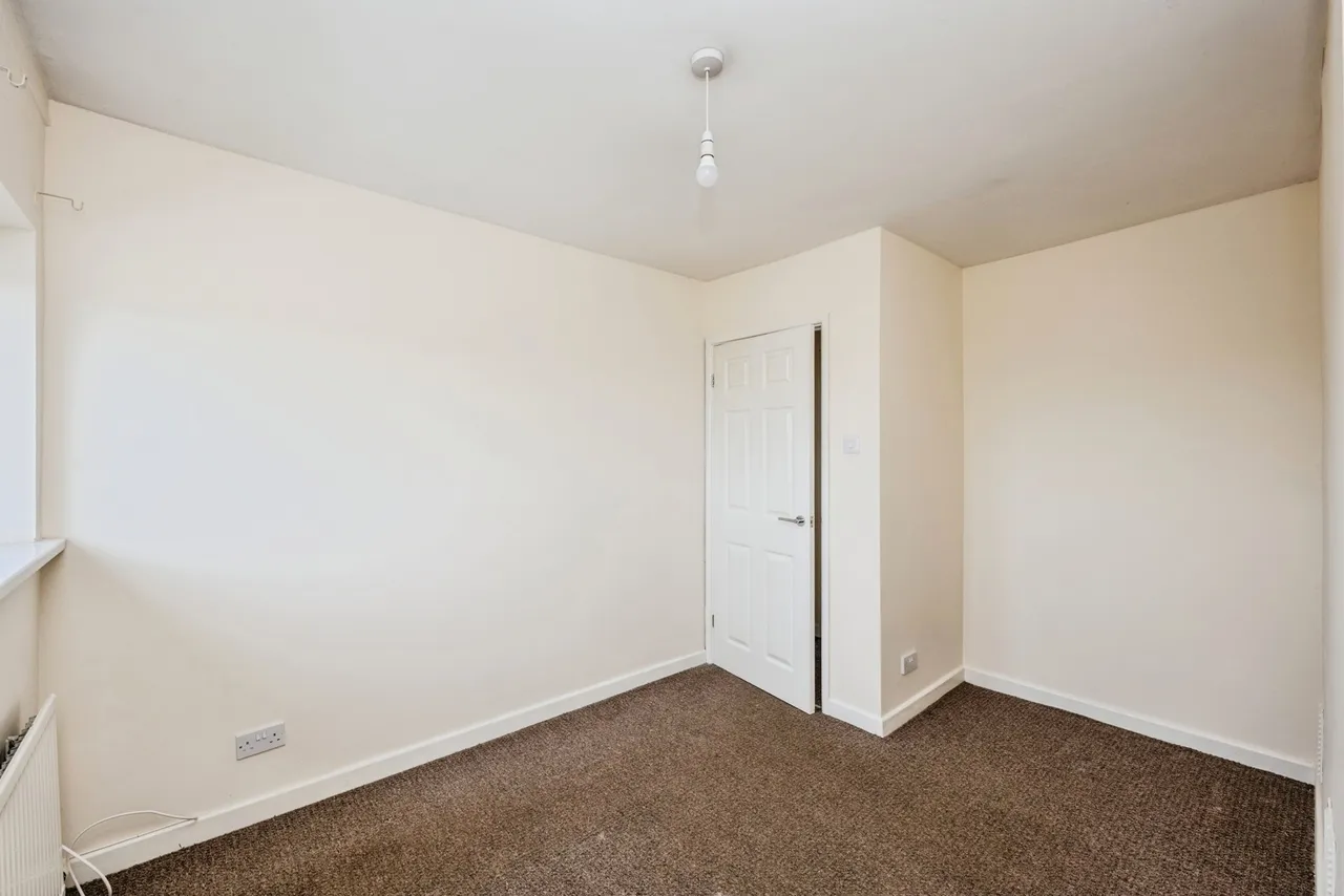 Gomer Road, Townhill, SA1, photo 11