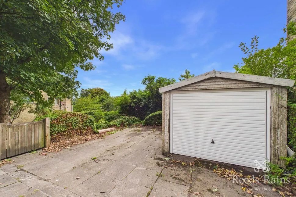 Lowergate, Longwood, Huddersfield, HD3, photo 6