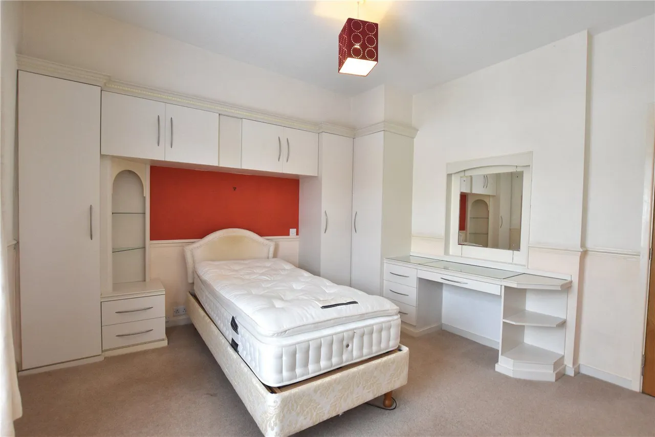 Claybank Street, Heywood, OL10, photo 13