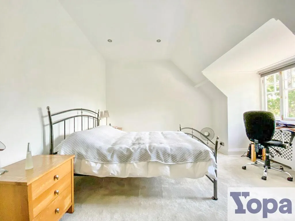West Overcliff Drive, Bournemouth, BH4, photo 9