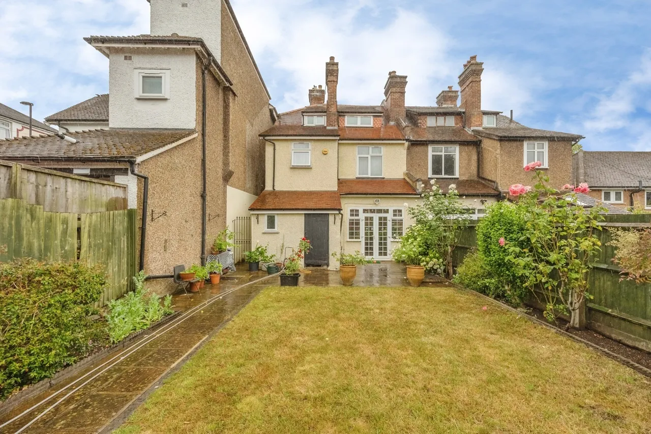 Sanderstead Road, SOUTH CROYDON, Surrey, CR2, photo 11