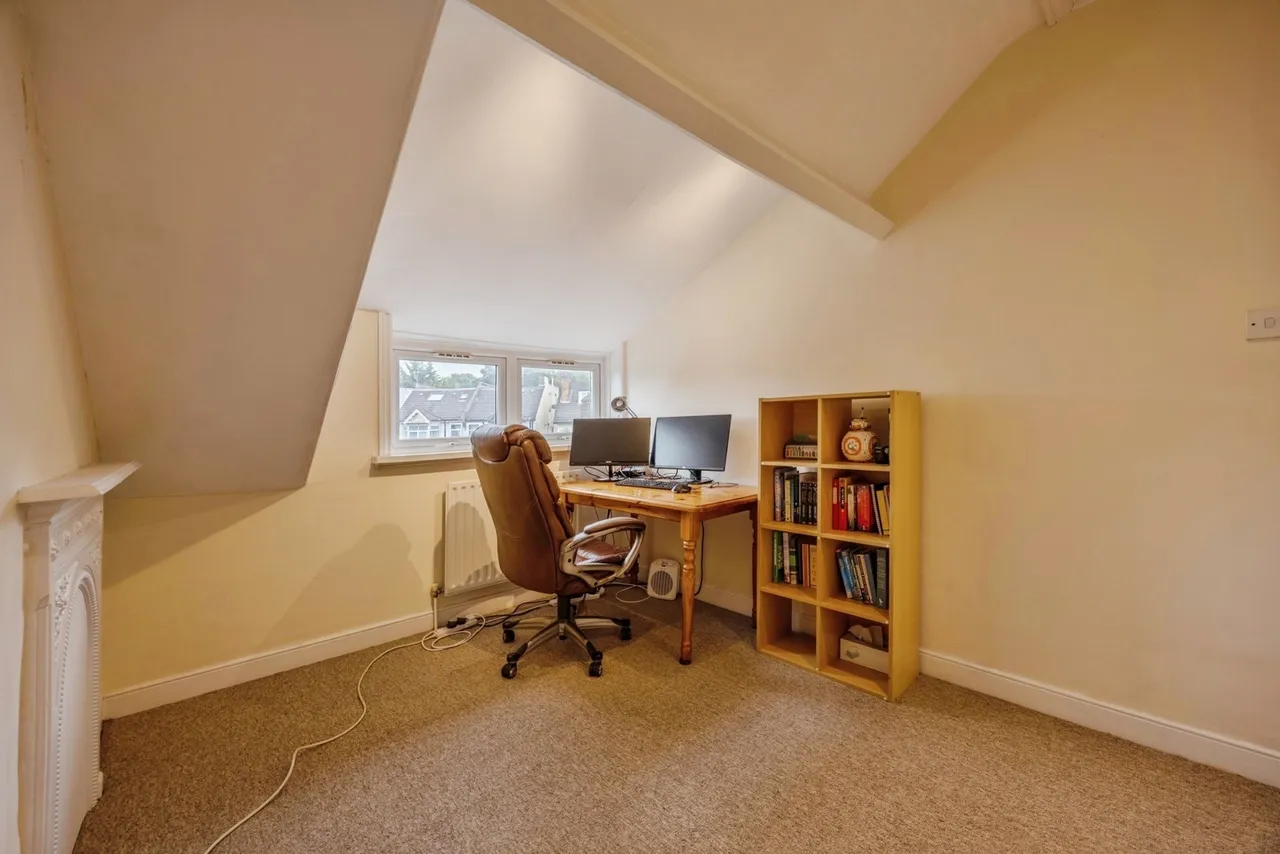 Sanderstead Road, SOUTH CROYDON, Surrey, CR2, photo 19