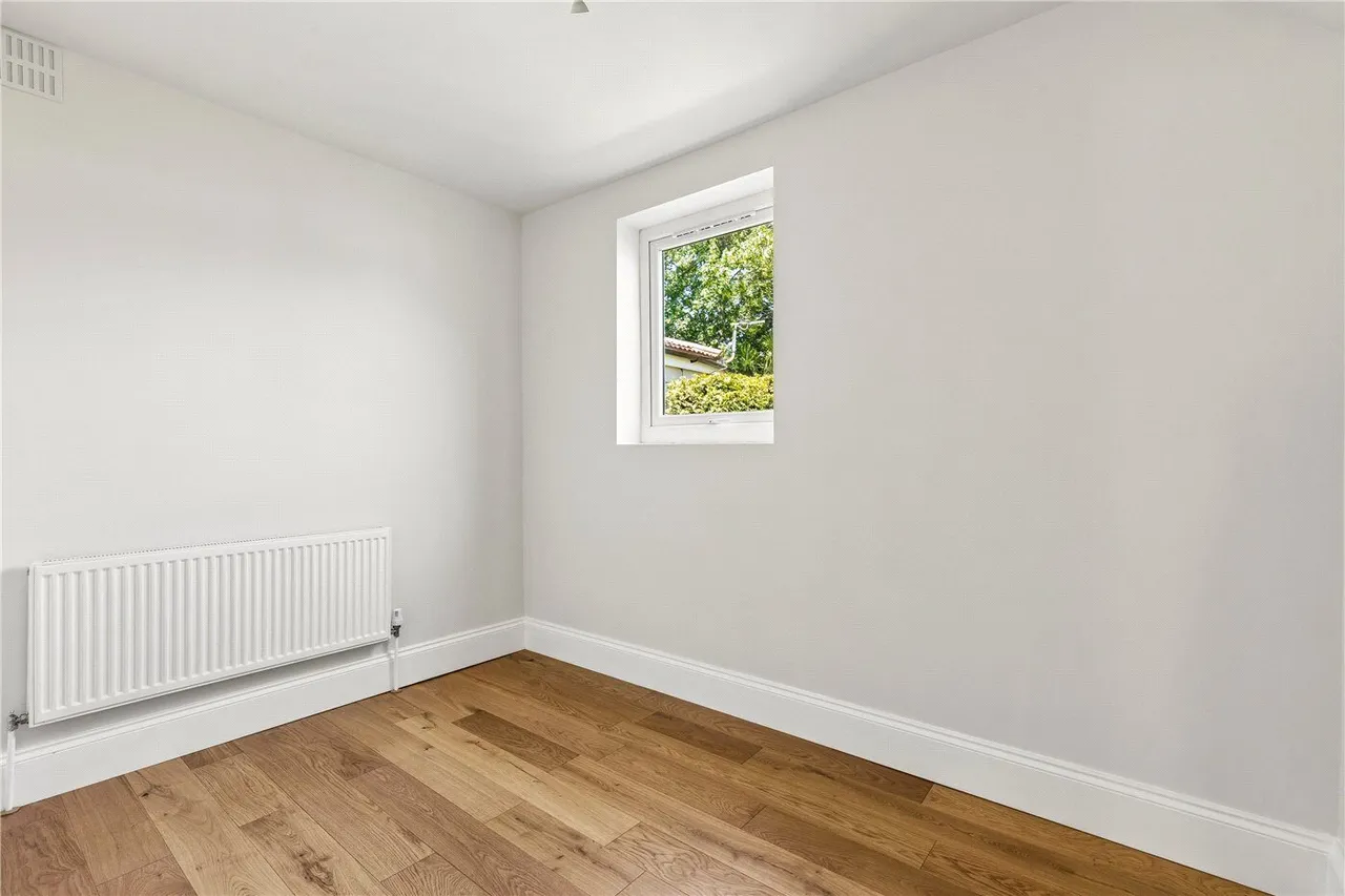 Crusoe Road, Mitcham, CR4, photo 6