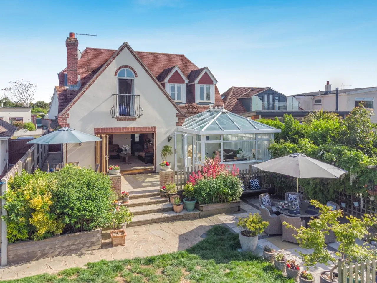 Eastoke Avenue, Hayling Island, Hampshire, PO11 9QW, photo 4