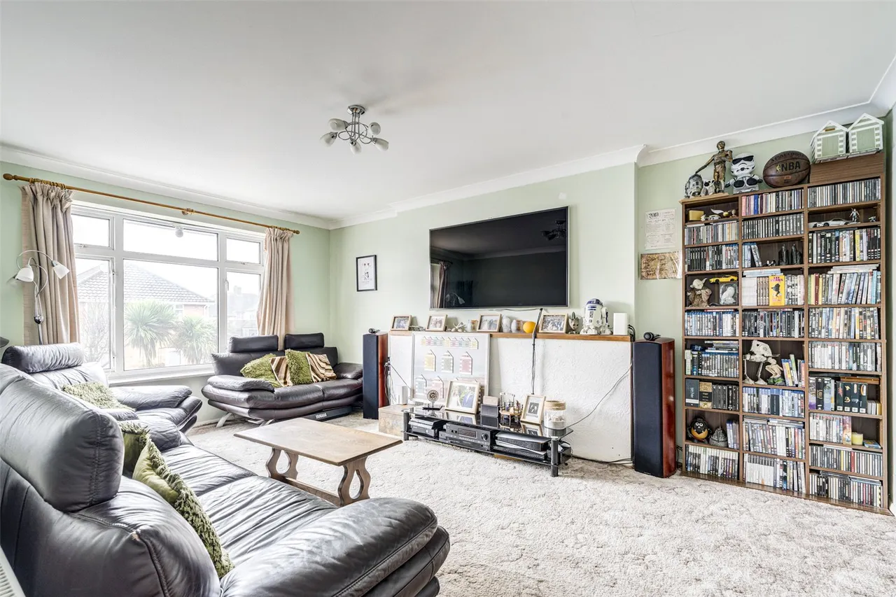 Chesham Close, Goring-by-Sea, BN12, photo 4