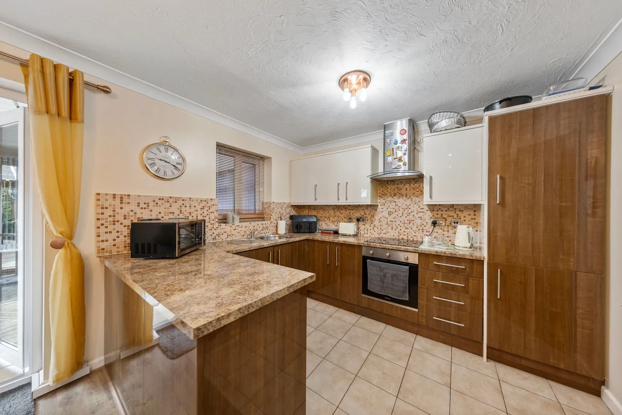 Dalewood Close, Warrington, Warrington, WA2 7GA, photo 10