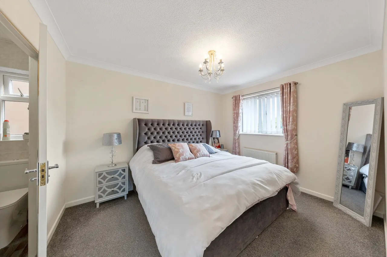 Dalewood Close, Warrington, Warrington, WA2 7GA, photo 25