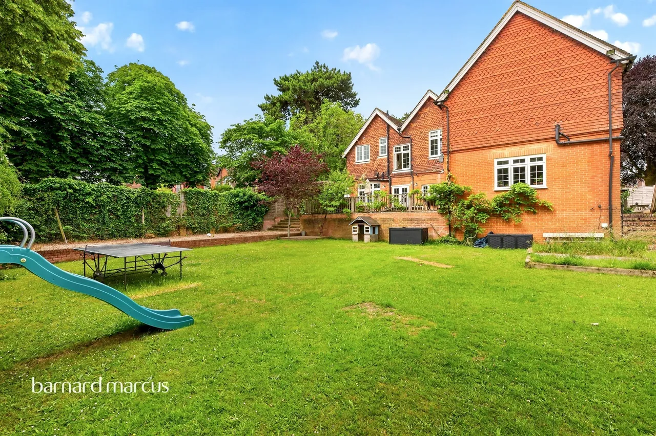Sandy Lane South, Wallington, SM6, photo 24