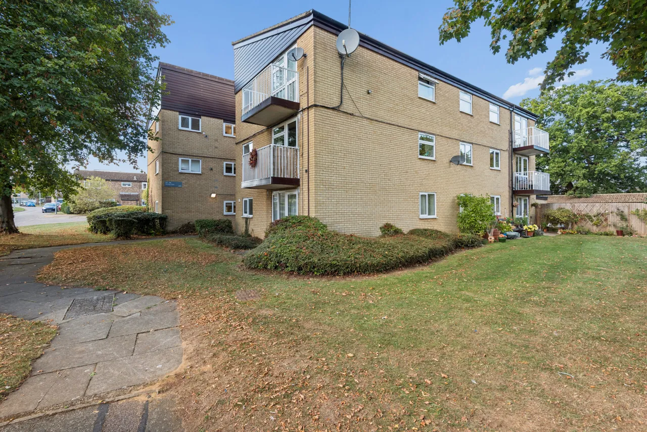 1 bed property for sale, Stevenage, SG2