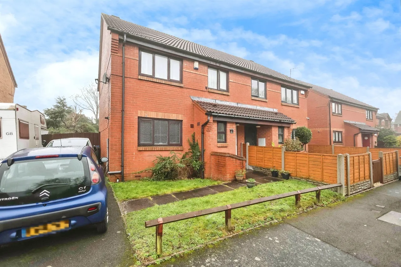 3 bed house for sale, Thistle Lane, Bartley Green, B32