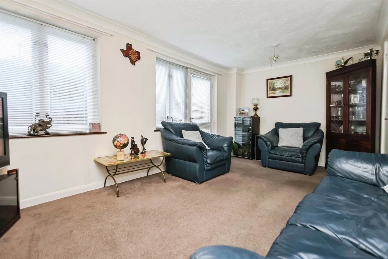 Thistle Lane, Bartley Green, B32, photo 4