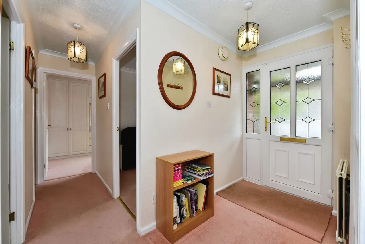 Roydfield Drive, Waterthorpe, Sheffield, S20, photo 11