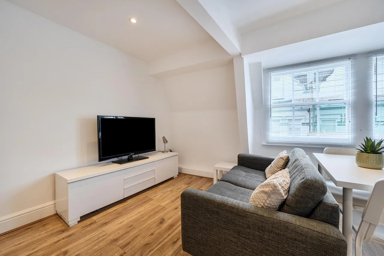 Southside Street, Barbican, PL1, photo 3