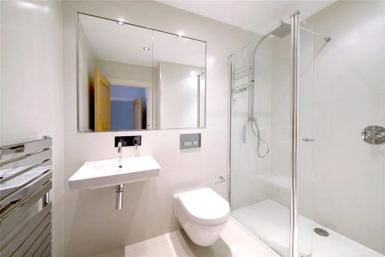 Queen Elizabeth Crescent, Beaconsfield, HP9, photo 12