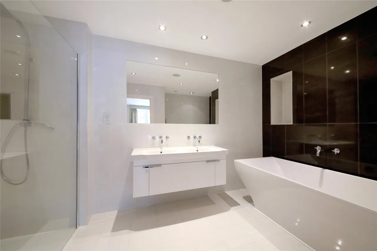 Queen Elizabeth Crescent, Beaconsfield, HP9, photo 8