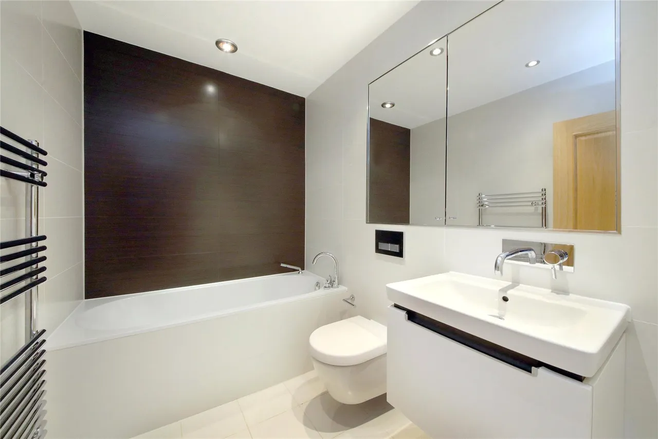 Queen Elizabeth Crescent, Beaconsfield, HP9, photo 14