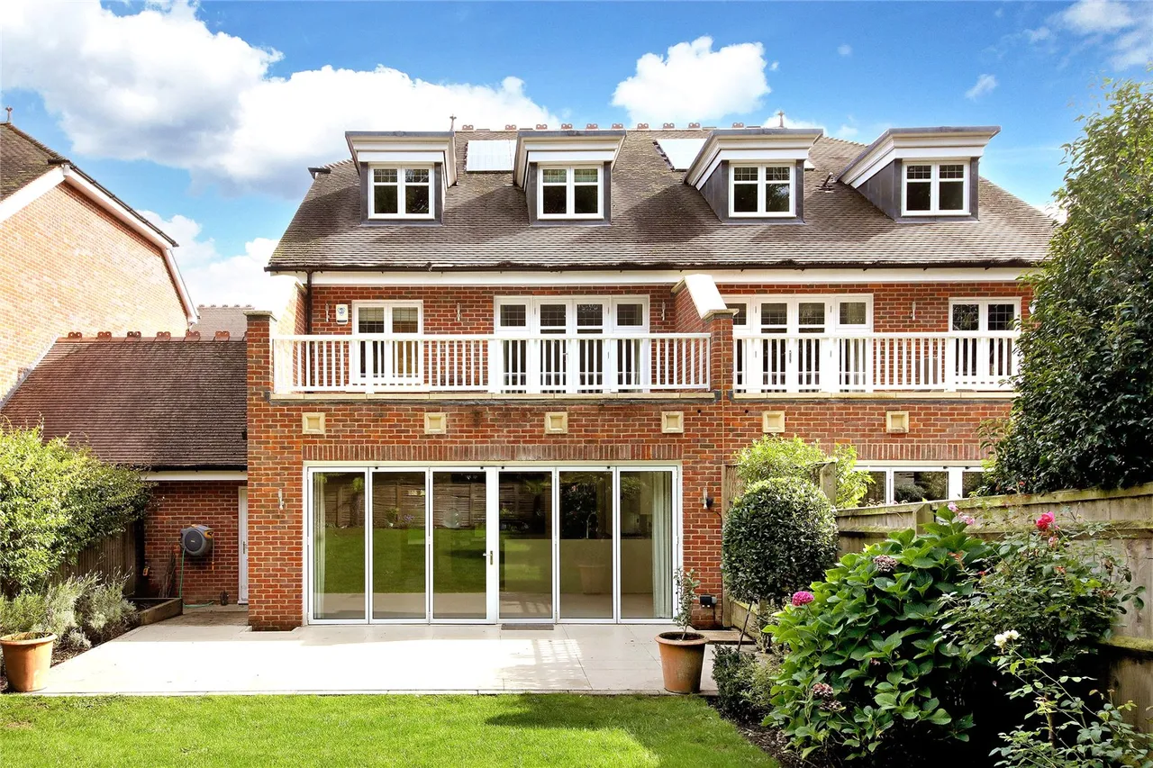 Queen Elizabeth Crescent, Beaconsfield, HP9, photo 18