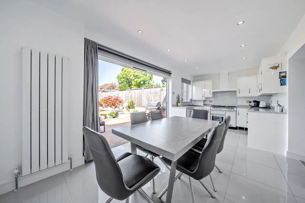 Beechcroft Avenue, DA7, photo 9