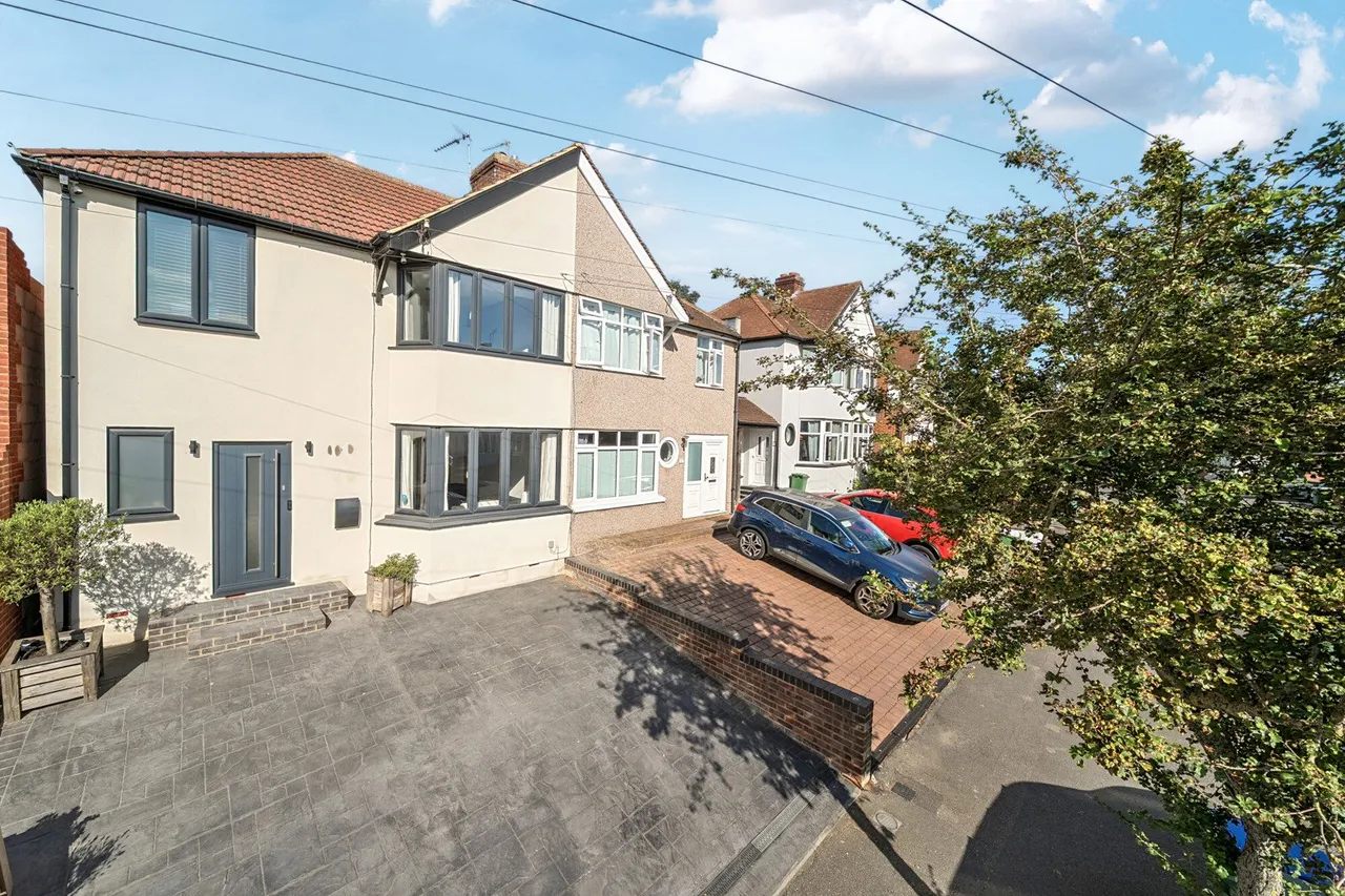 Beechcroft Avenue, DA7, photo 33