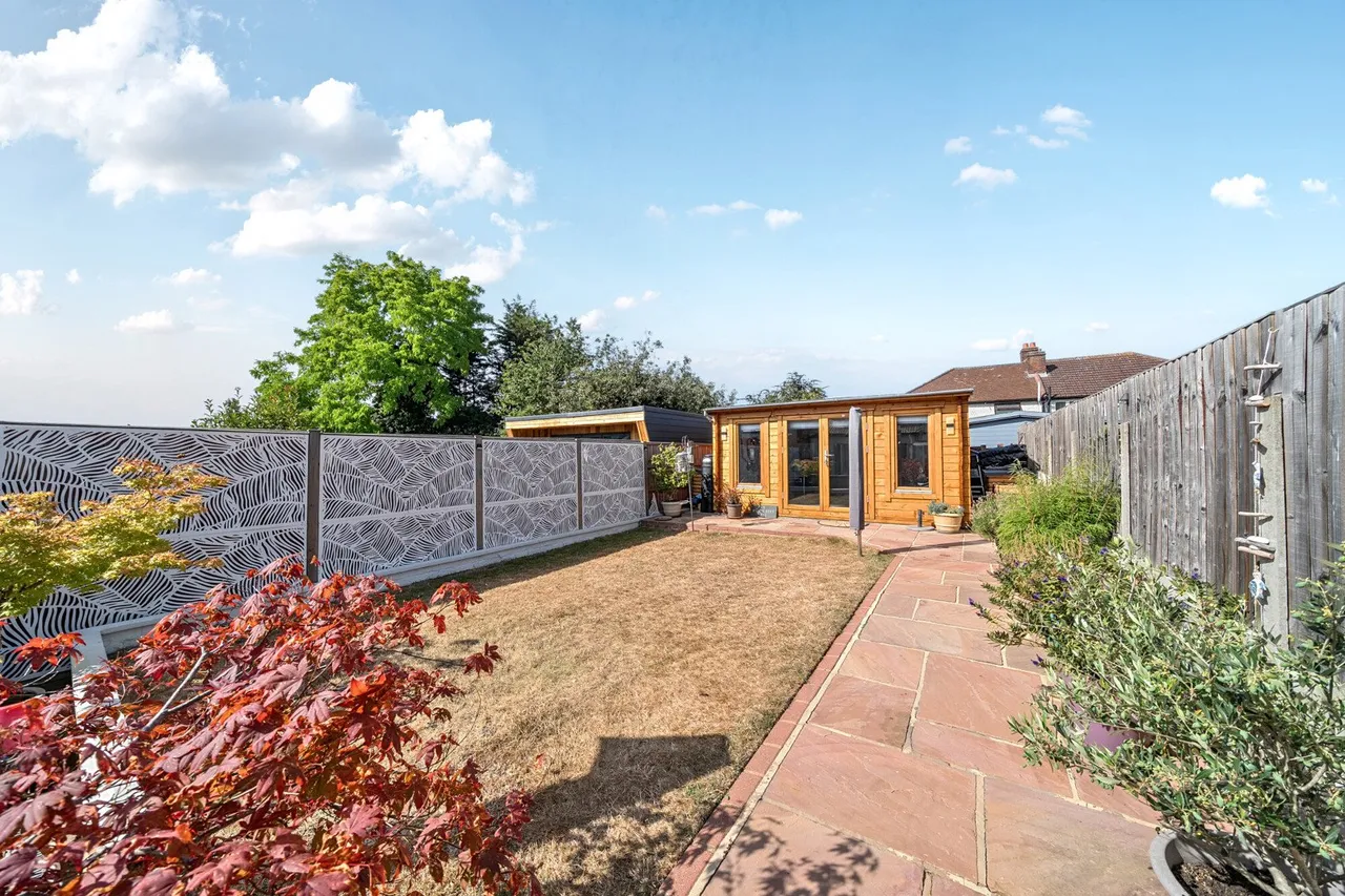 Beechcroft Avenue, DA7, photo 22