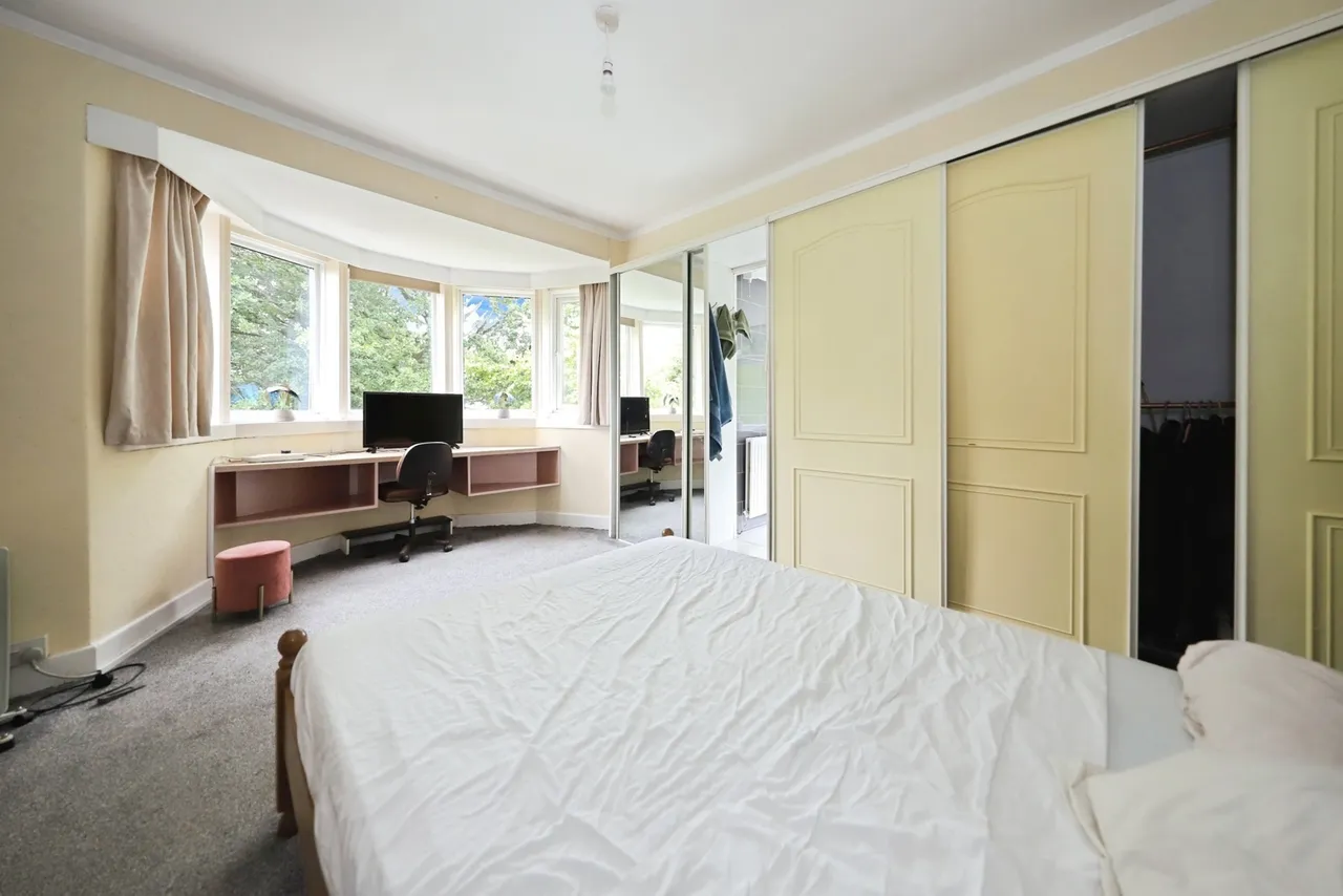 Hillgrove Crescent, Kidderminster, DY10, photo 11