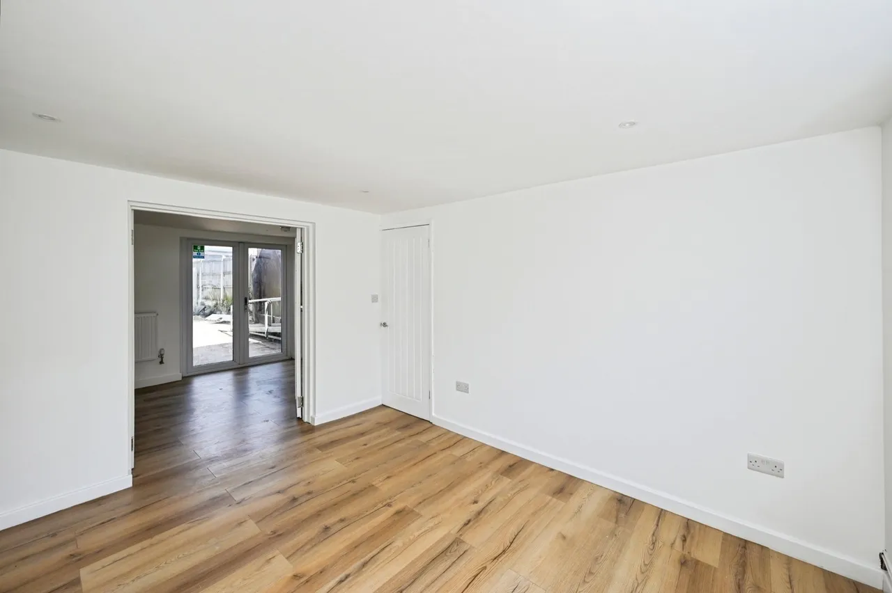 Diamond Avenue, Kirkby-in-Ashfield, NG17, photo 8