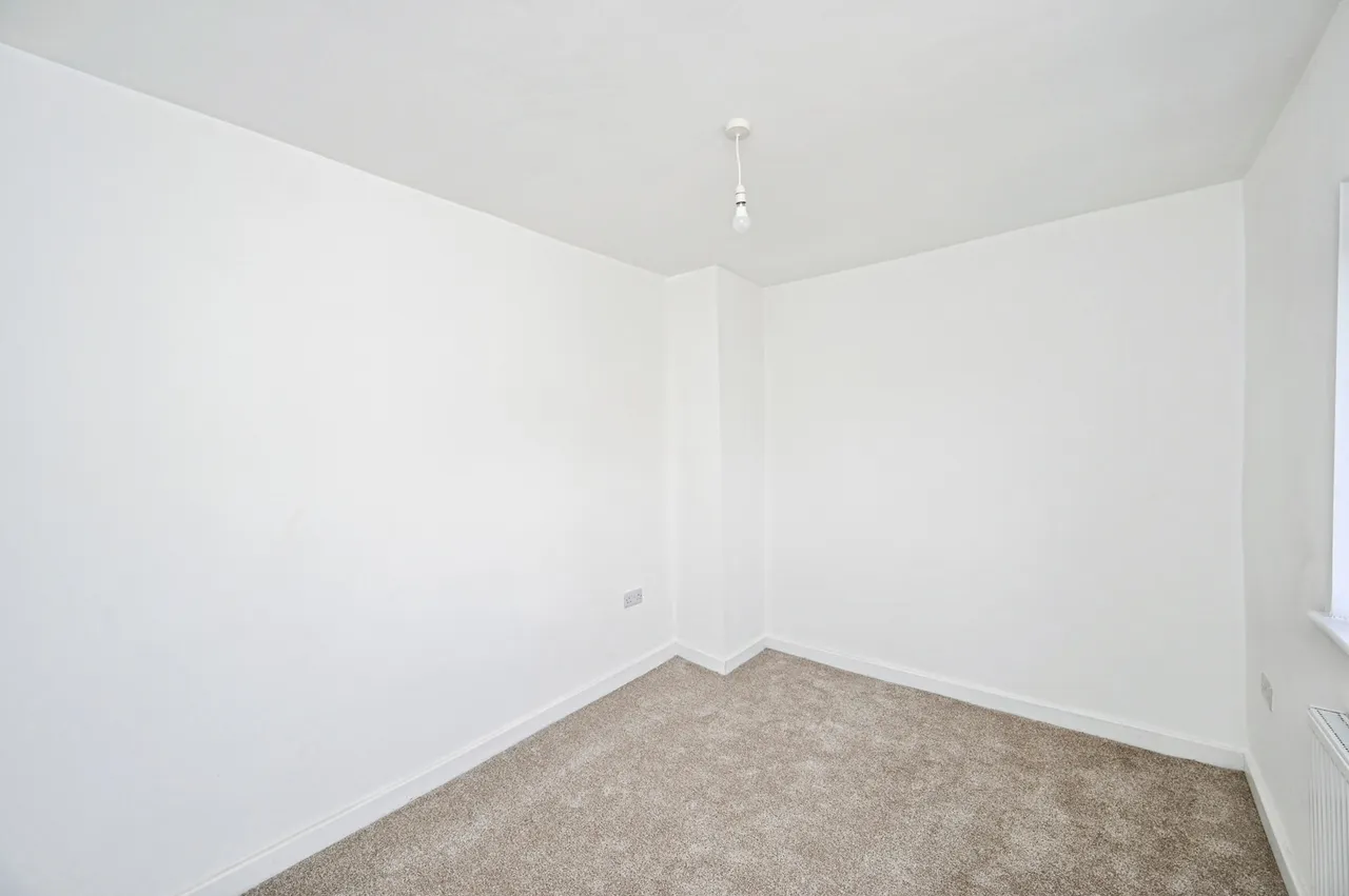 Diamond Avenue, Kirkby-in-Ashfield, NG17, photo 15
