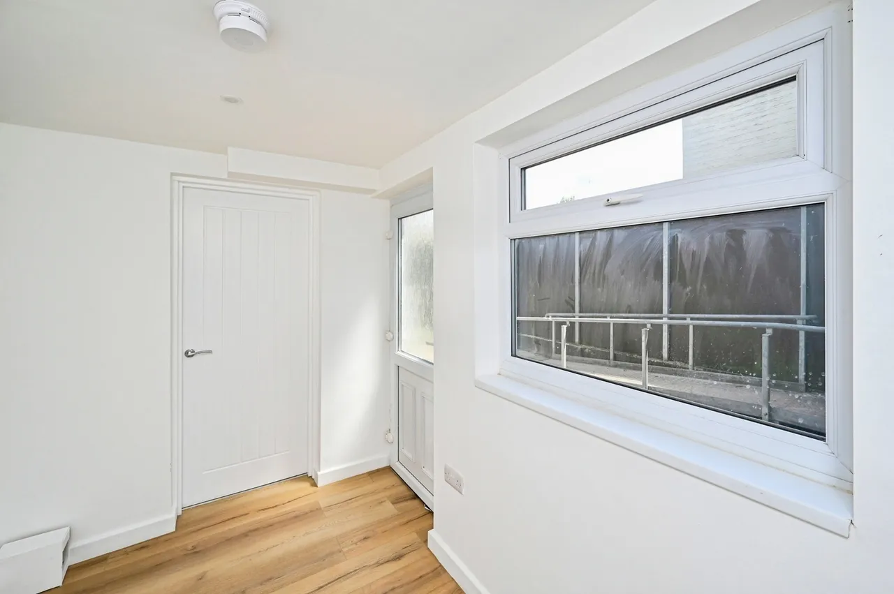 Diamond Avenue, Kirkby-in-Ashfield, NG17, photo 10