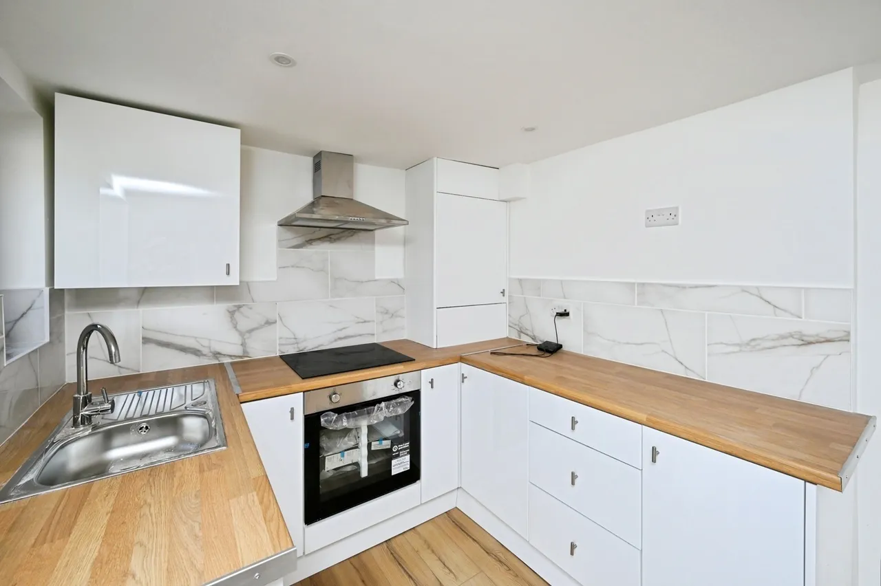 Diamond Avenue, Kirkby-in-Ashfield, NG17, photo 7