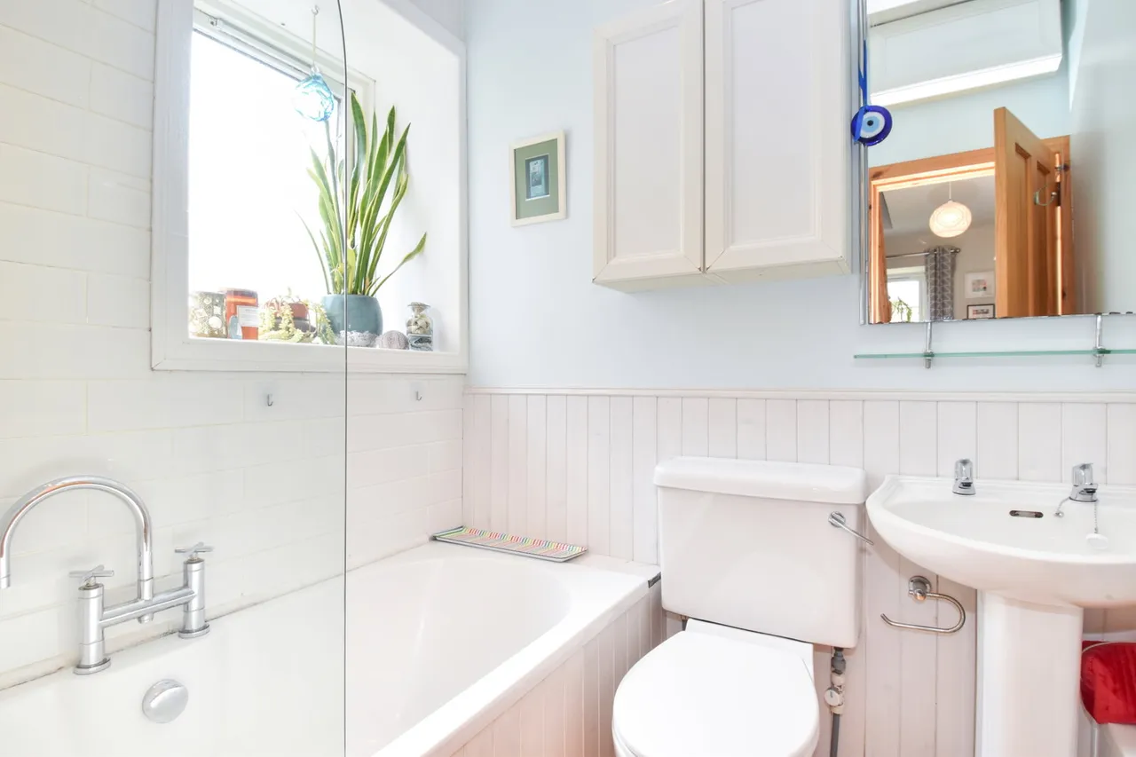 26 Breiwick Road, Lerwick, Shetland, ZE1 0AT, photo 11