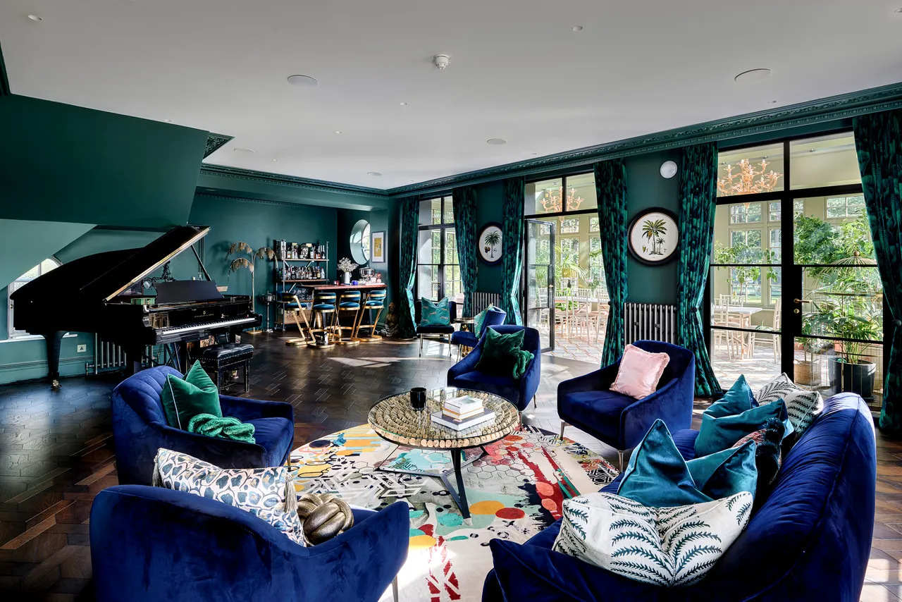 Frensham Park Manor, Farnham, Surrey, photo 9