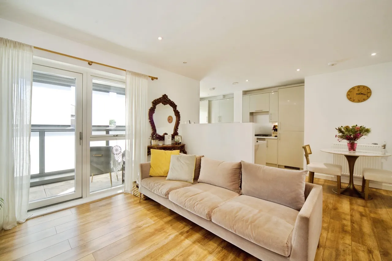 1 Broomfield Road, London, photo 9
