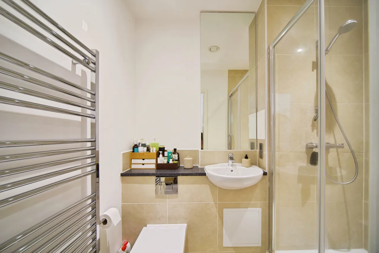 1 Broomfield Road, London, photo 11