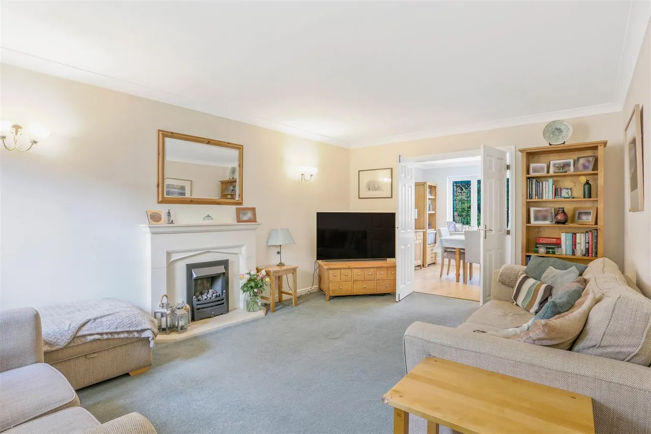 Kenny Drive, Carshalton, SM5 4PH, photo 3