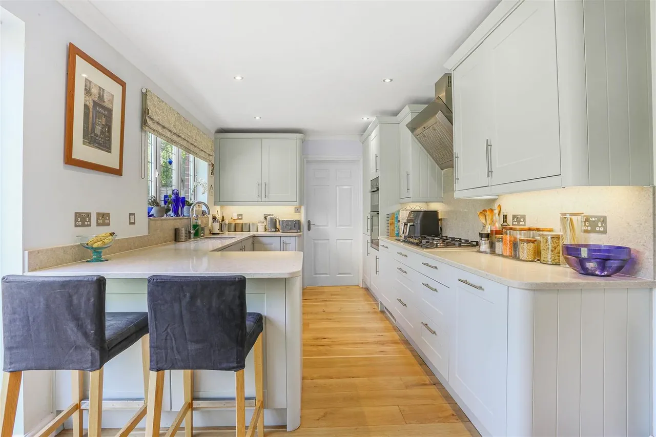 Kenny Drive, Carshalton, SM5 4PH, photo 7