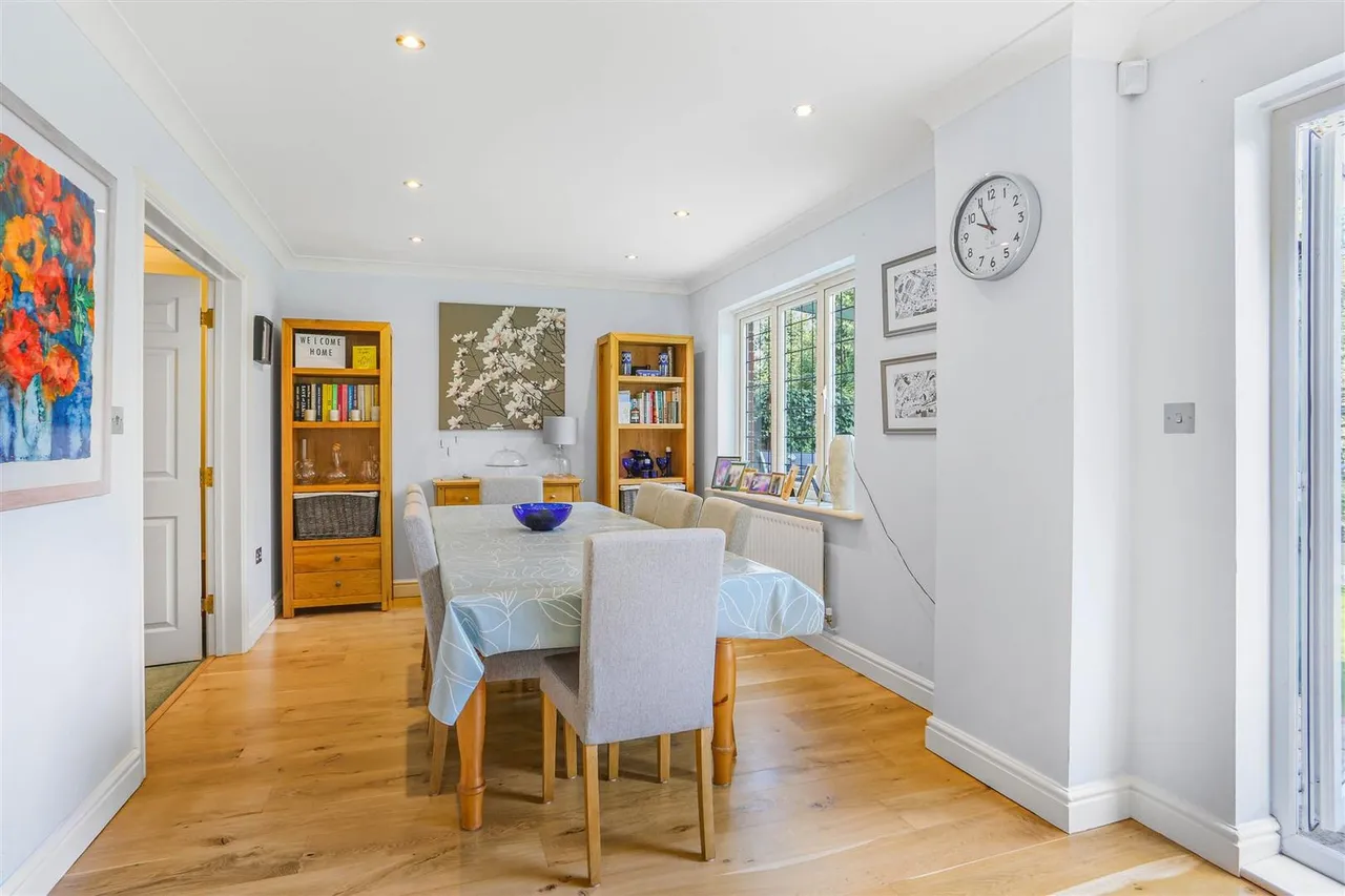 Kenny Drive, Carshalton, SM5 4PH, photo 5