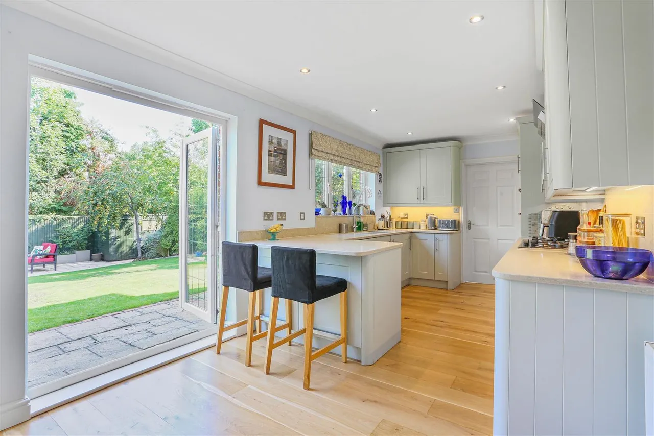 Kenny Drive, Carshalton, SM5 4PH, photo 6