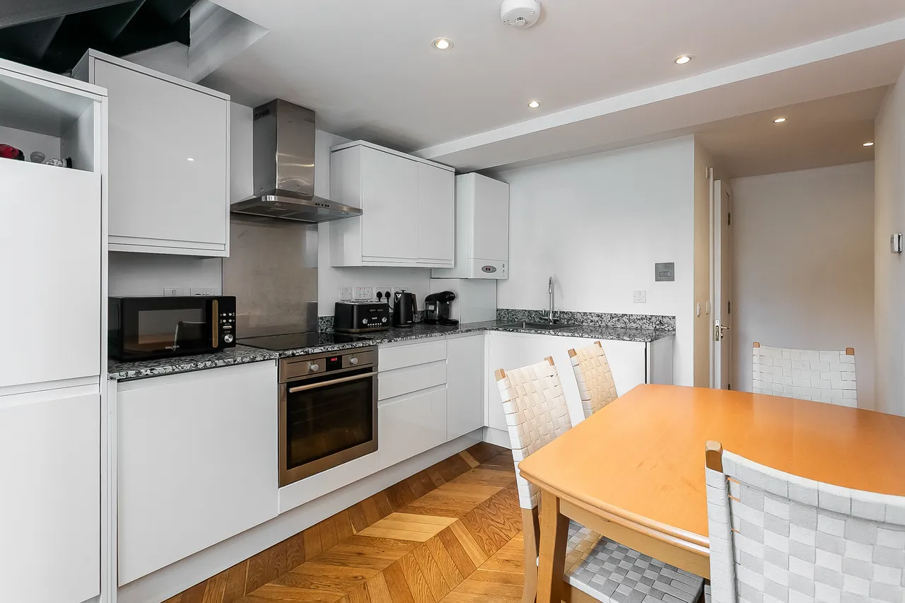 Mill Lane, Leith, EH6, photo 7