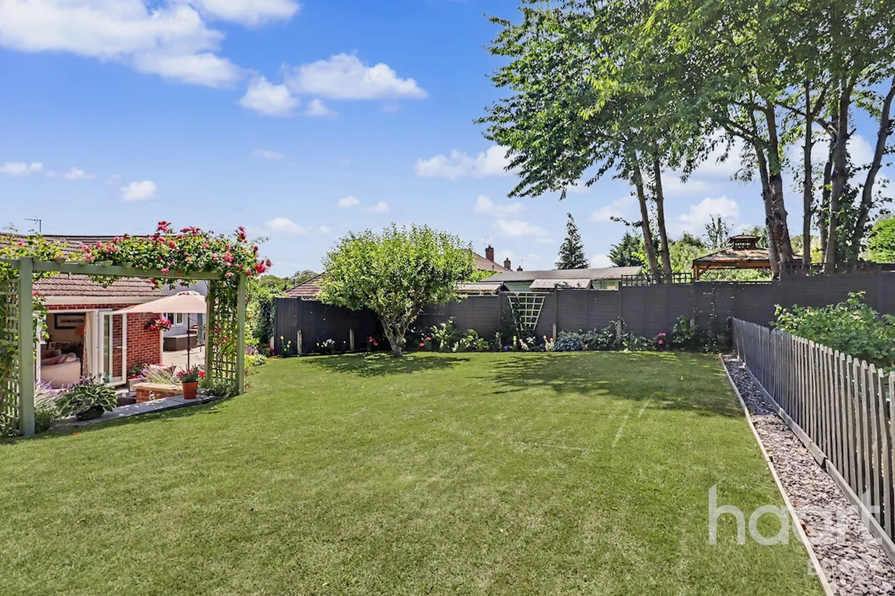 Warren Road, Enderby, LE19, photo 23
