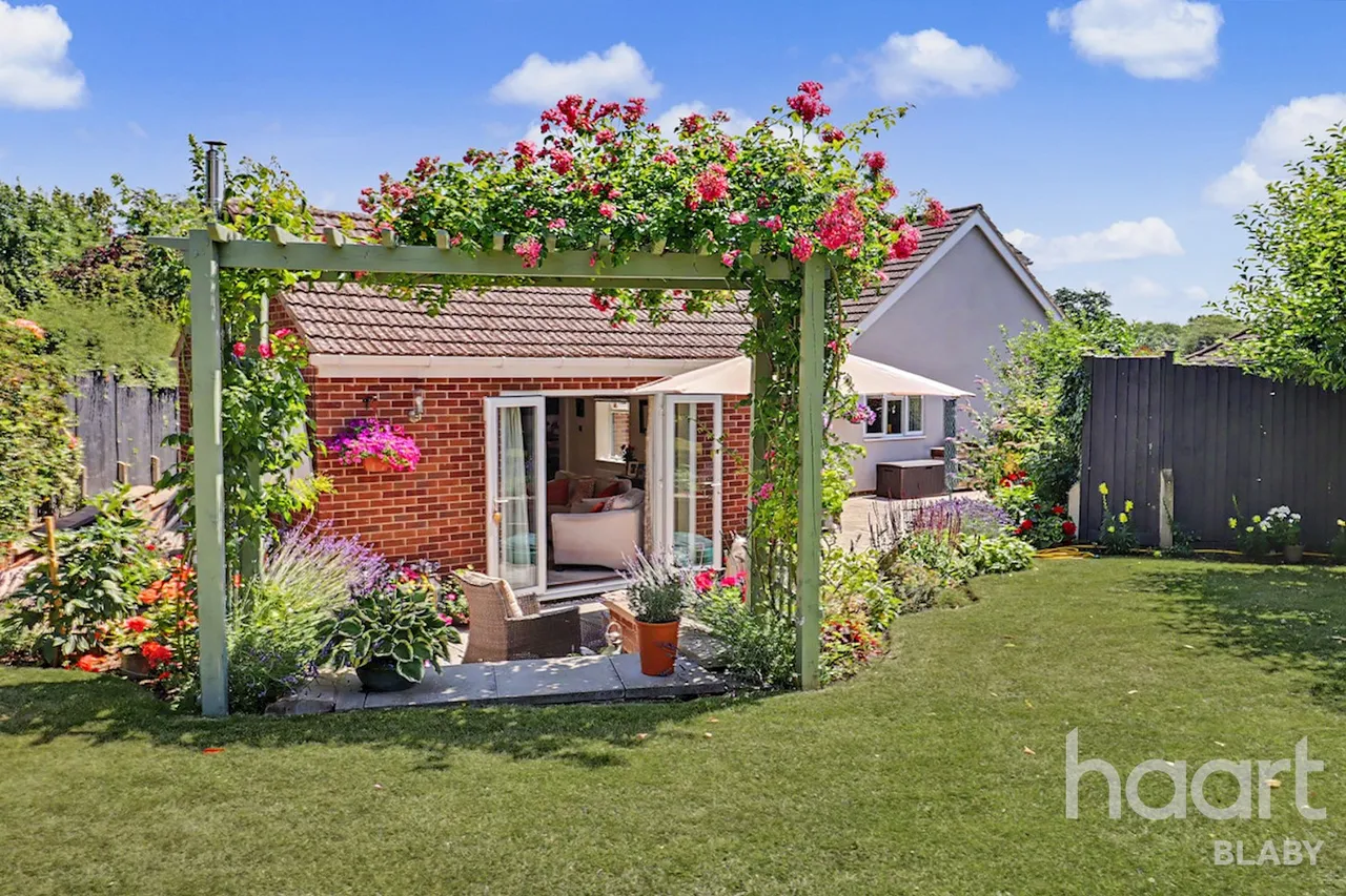 Warren Road, Enderby, LE19, photo 26