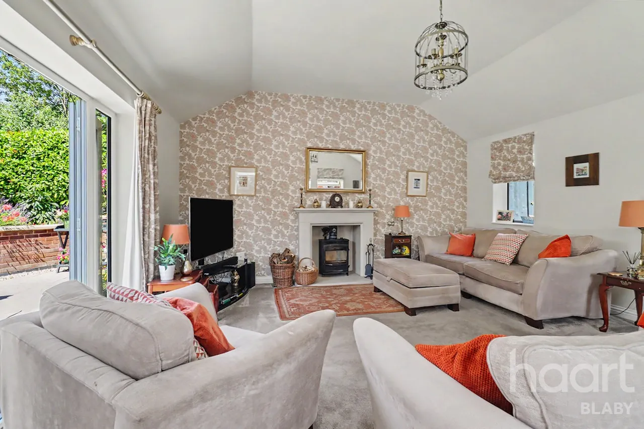 Warren Road, Enderby, LE19, photo 8