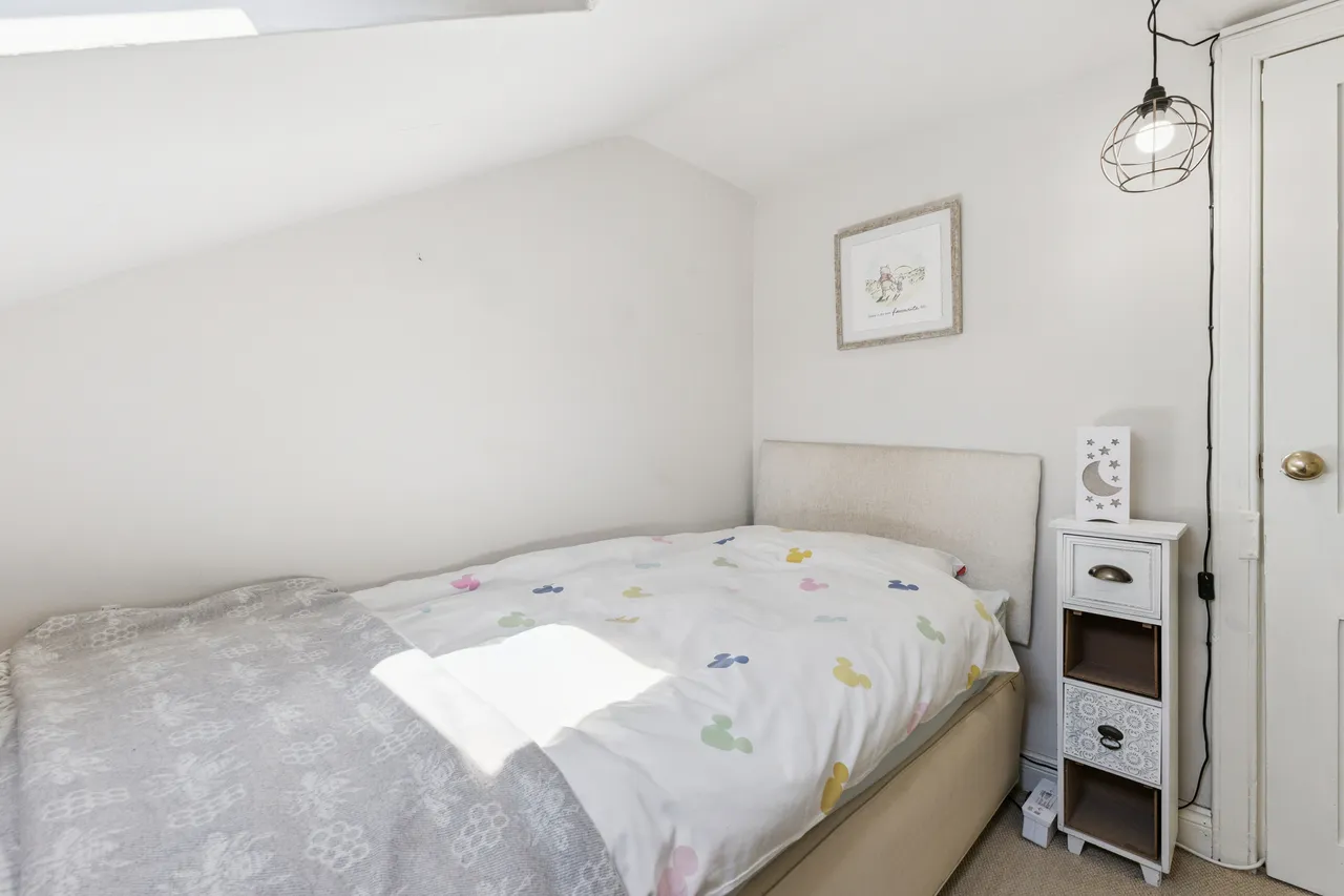 James Street, Perth, PH2, photo 24