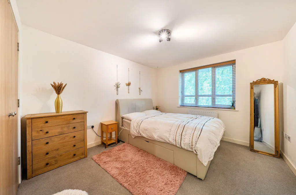 Partridge Knoll, Purley CR8 1AY, photo 9