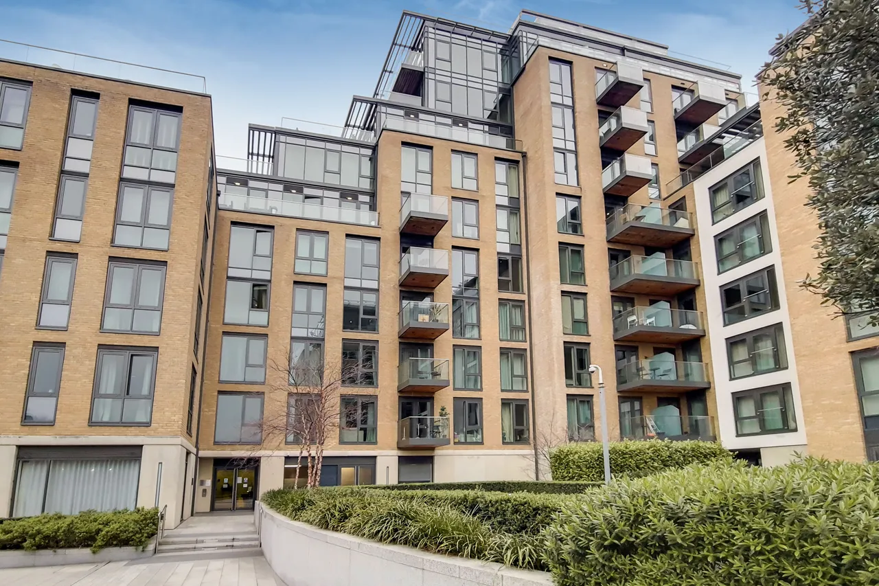 5 Jasmine House, Battersea Reach, Juniper Drive, London, photo 6