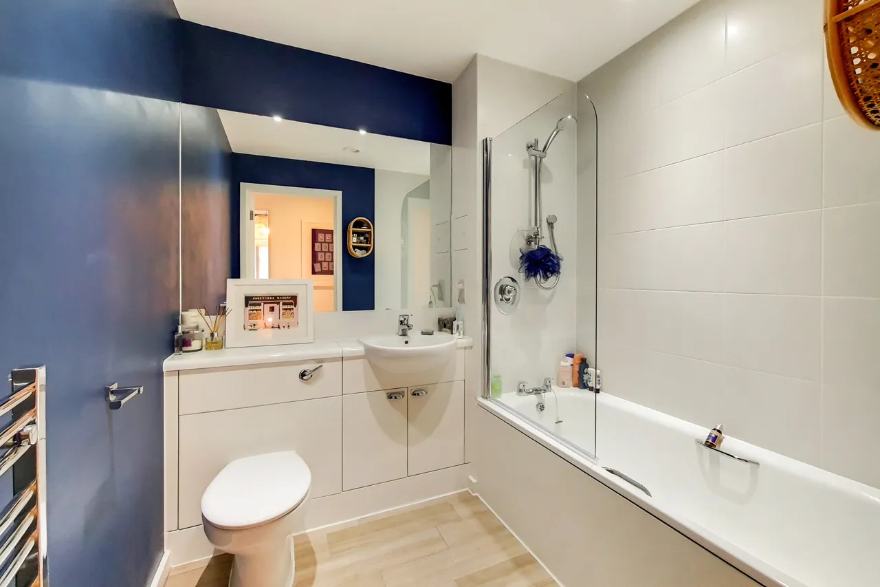 5 Jasmine House, Battersea Reach, Juniper Drive, London, photo 10