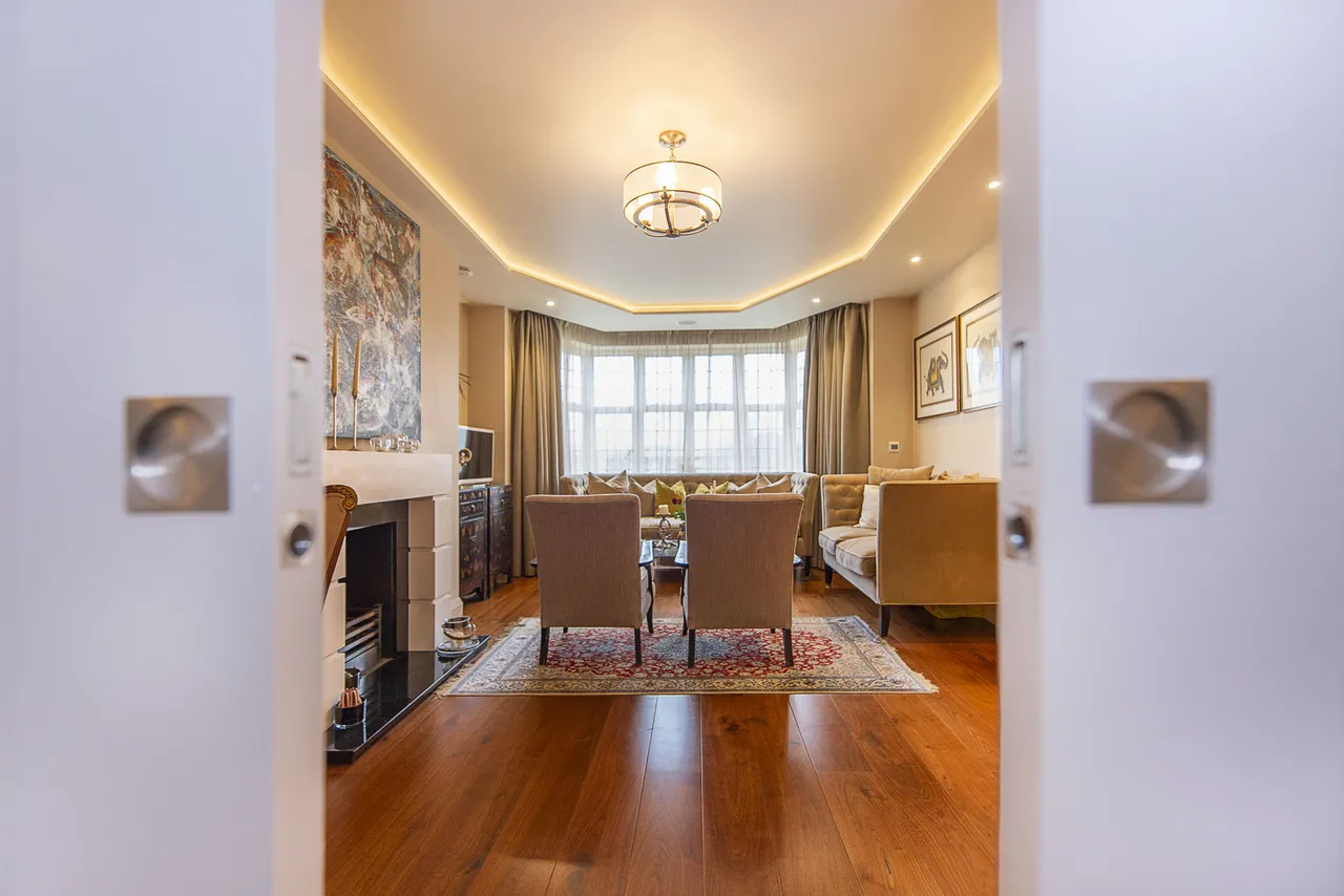 Portsmouth Road, London, SW15, photo 10