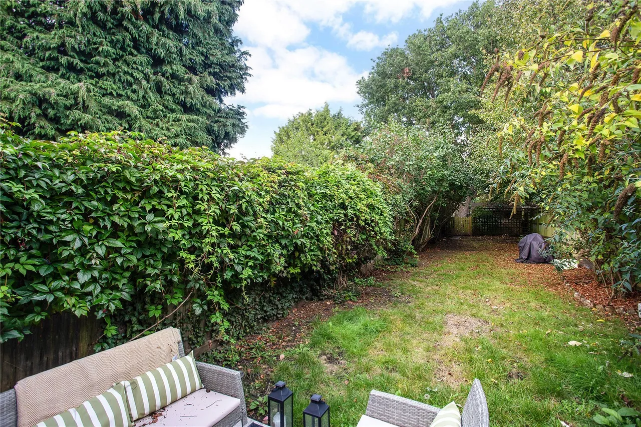 Tilt Road, Cobham, Surrey, KT11, photo 11
