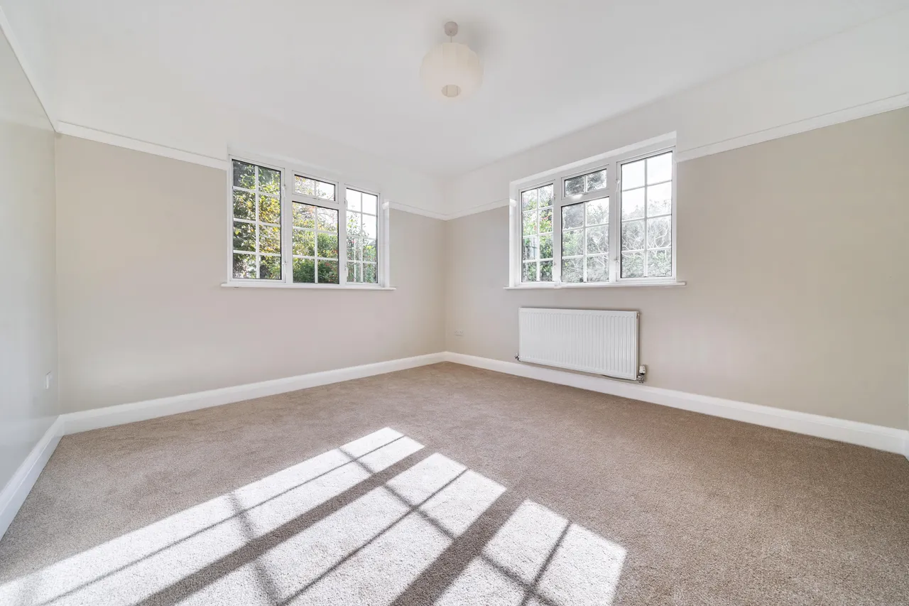 Keats Close, Bedford, photo 8